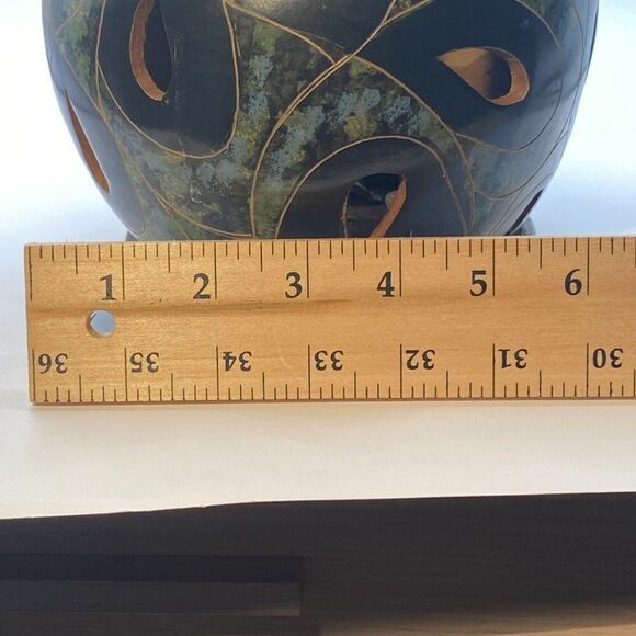 Vintage Green and Grey Nicaraguan Lattice Pierced Pottery Luminary Candle - Picture 12 of 13